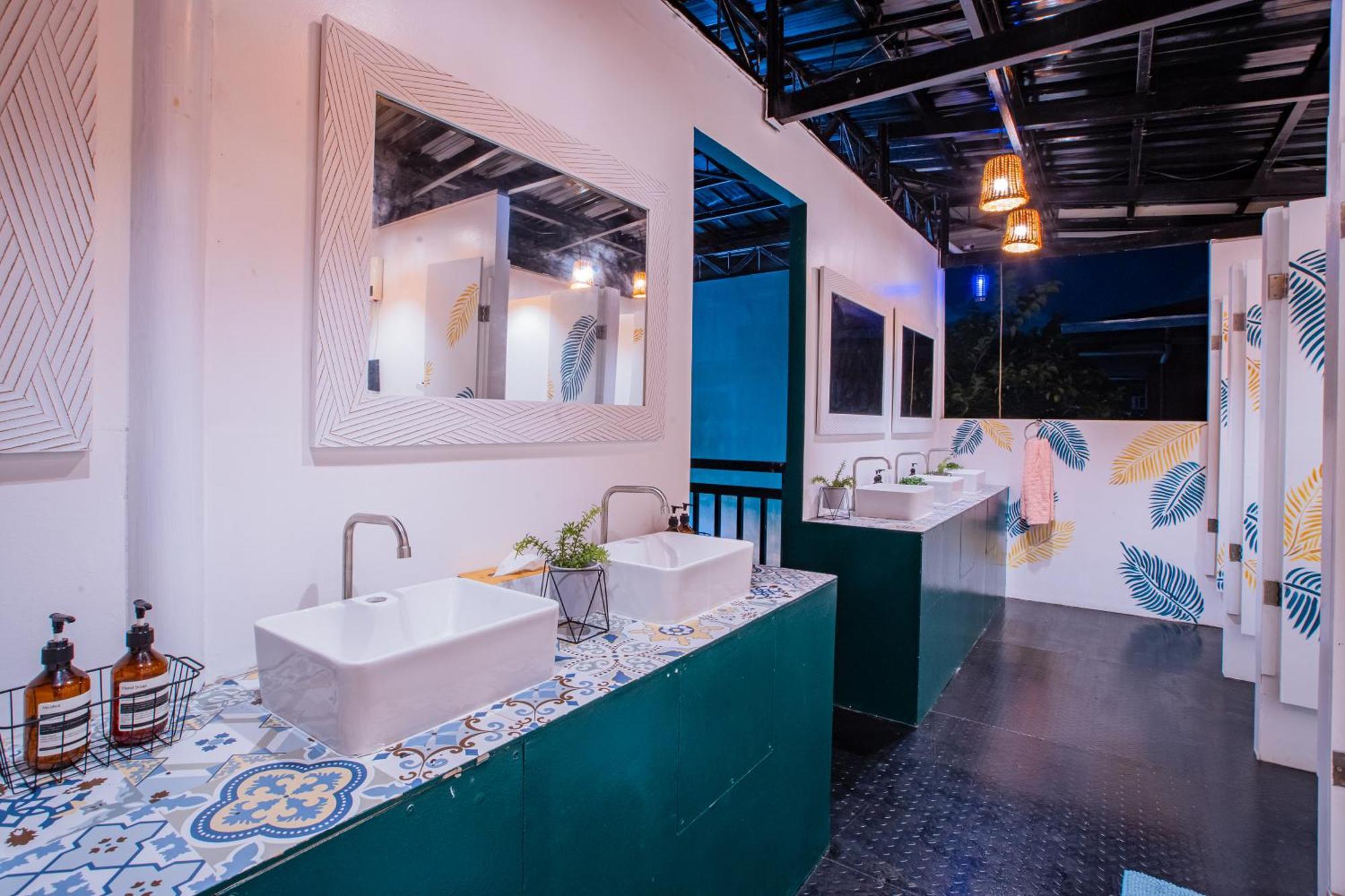 Lartista Hostel Пуэрто-Принцеса Экстерьер фото
